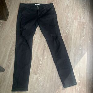 Scarlet Boulevard black distressed jeans size 31 preloved EUC ♥️
